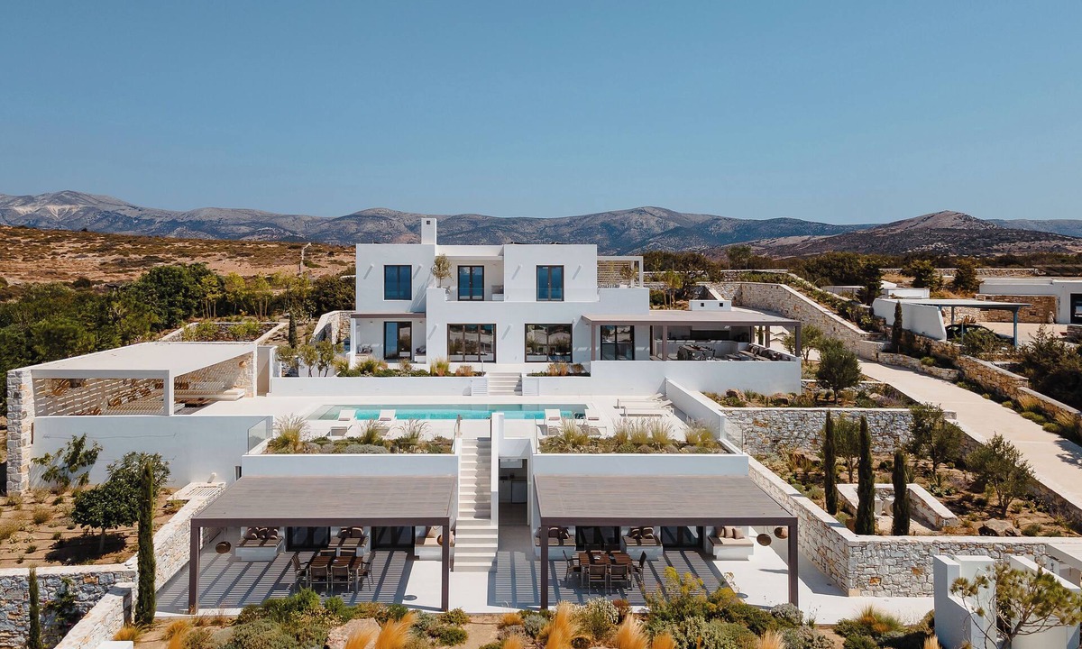 Naxos Villa | Villa Sykia Naxos | Luxury property | Amazing views | 16 guests | 8 bedrooms.