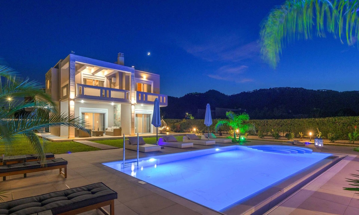 Filerimos Villa | Villa Telchini - Four Bedroom Villa, Sleeps 8