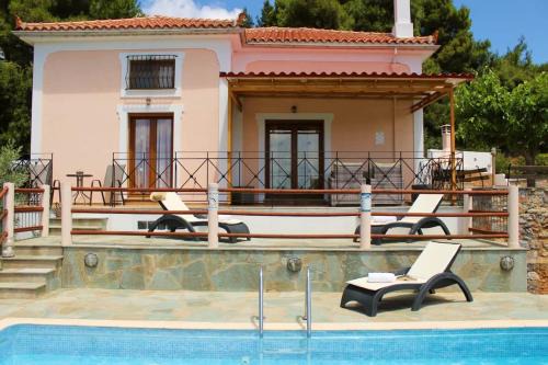 Skopelos Town Villa | Villa Tenedos