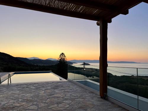 Pefki Villa | Villa Thea