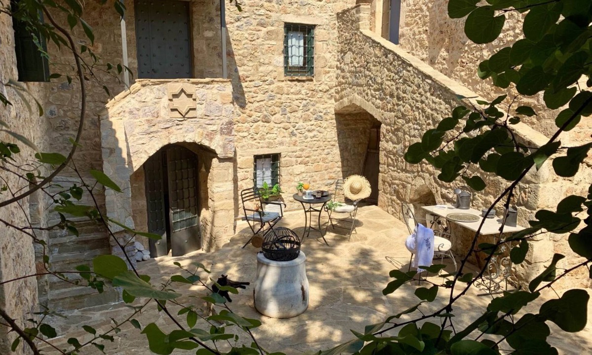 Megali Mantineia Hotel | Villa Vager Mani