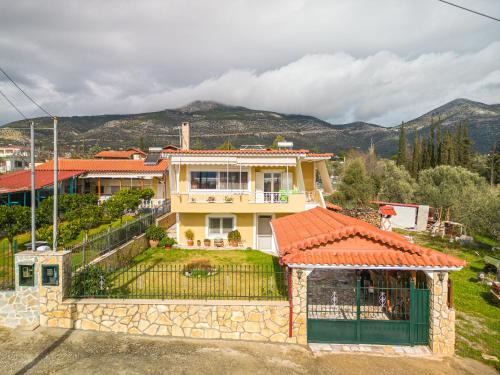 Eretria Villa | Villa Valeria