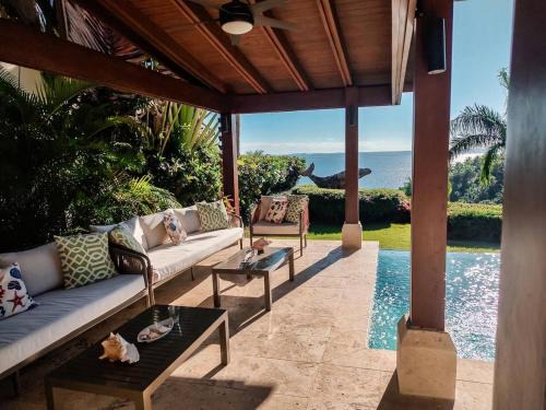 Puerto Bahia Villa | Villa with private pool and sea view in Saman
