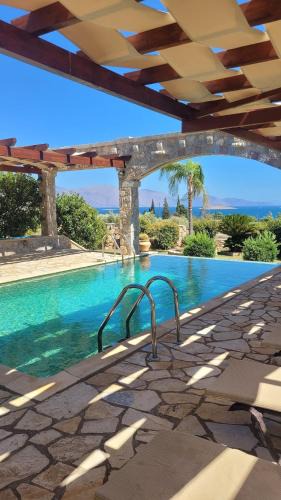 Galaxidi Villa | Villa with private pool and stunning sea view