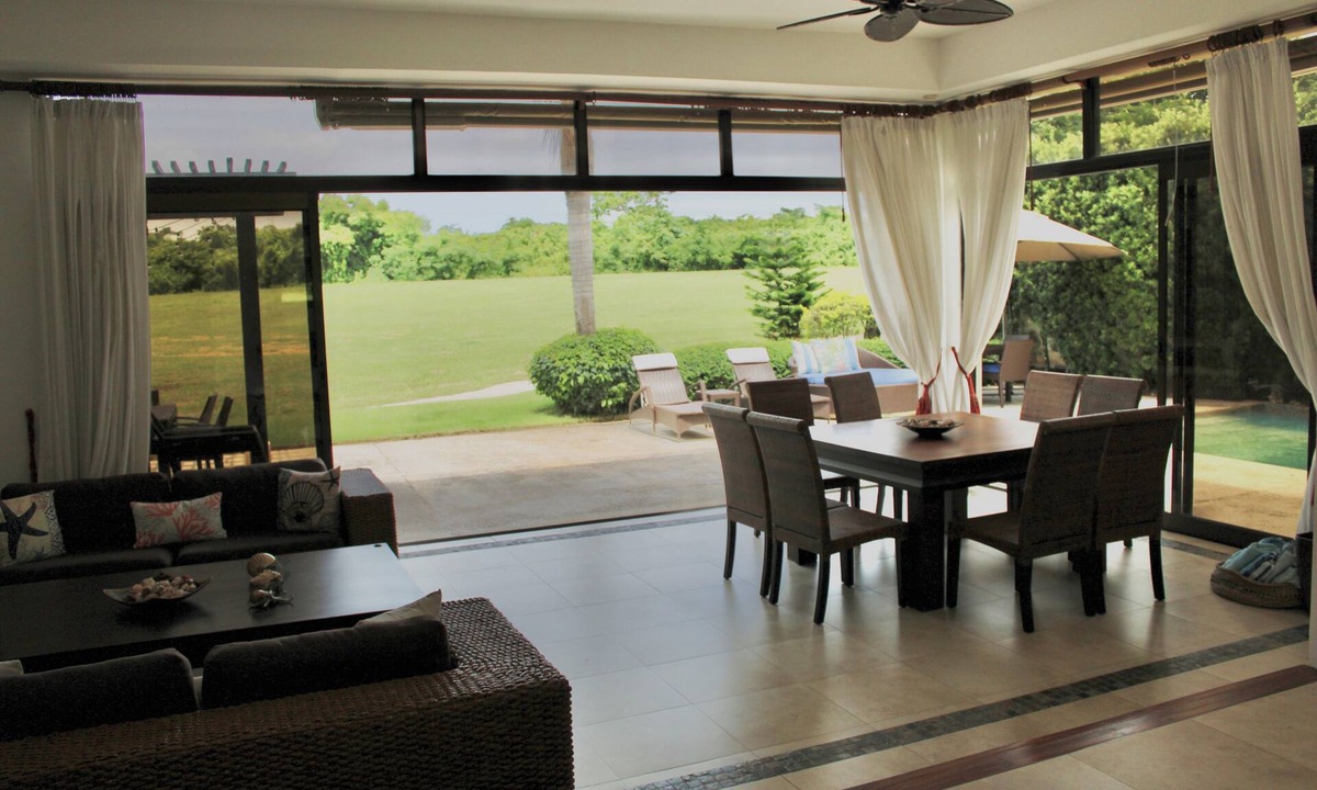 Guayacanes Villa | VillaFVJuanDolio-4BR/6Beds/12Pax/AC/WiFiBBQ-Pool-Tv
