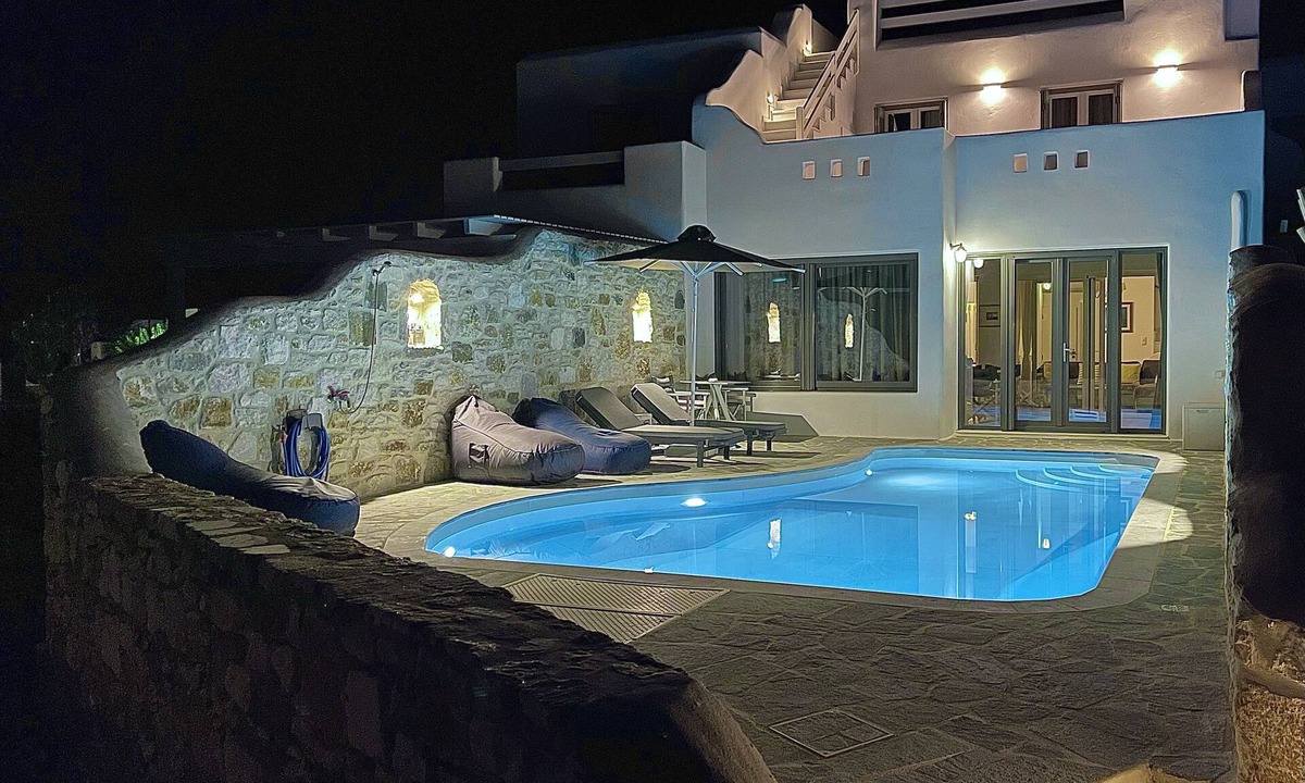 Kastraki Villa | VillaNaxos - Luxury Naxos Villa with Private Pool