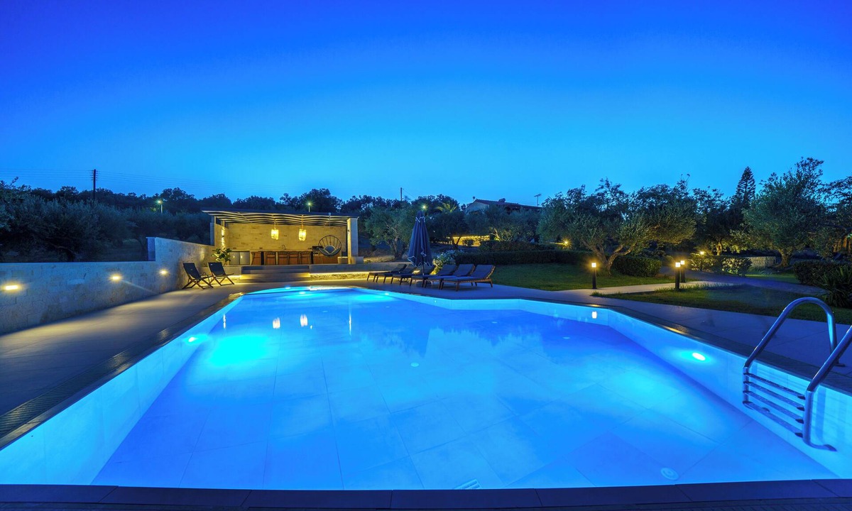 Adele Villa | Villas Lefkothea