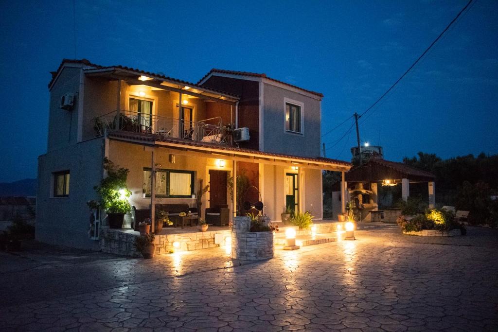 Favatata Apartment | Villeta Nikol