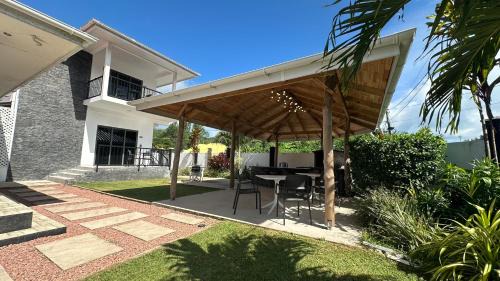 Au Cap Apartment | VincVilla