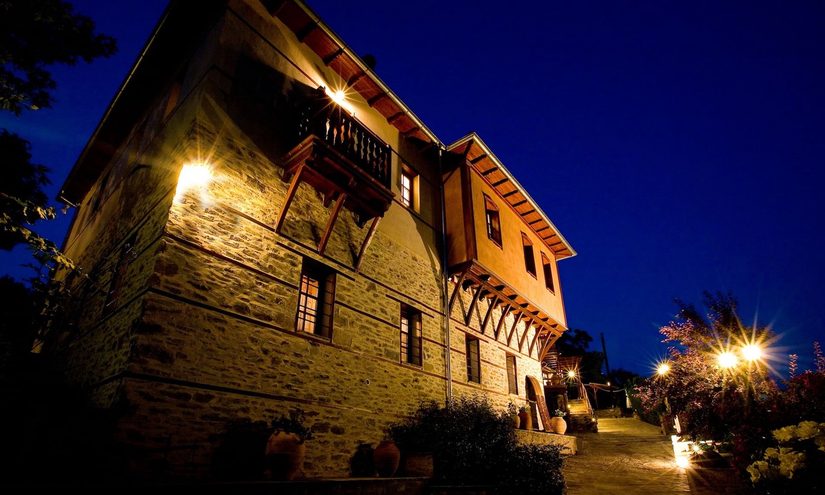 Vrastama Hotel | Viraggas