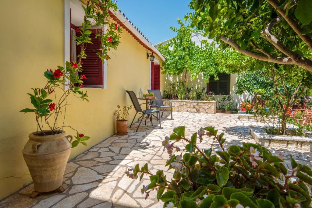 Gaios Apartment | Voula