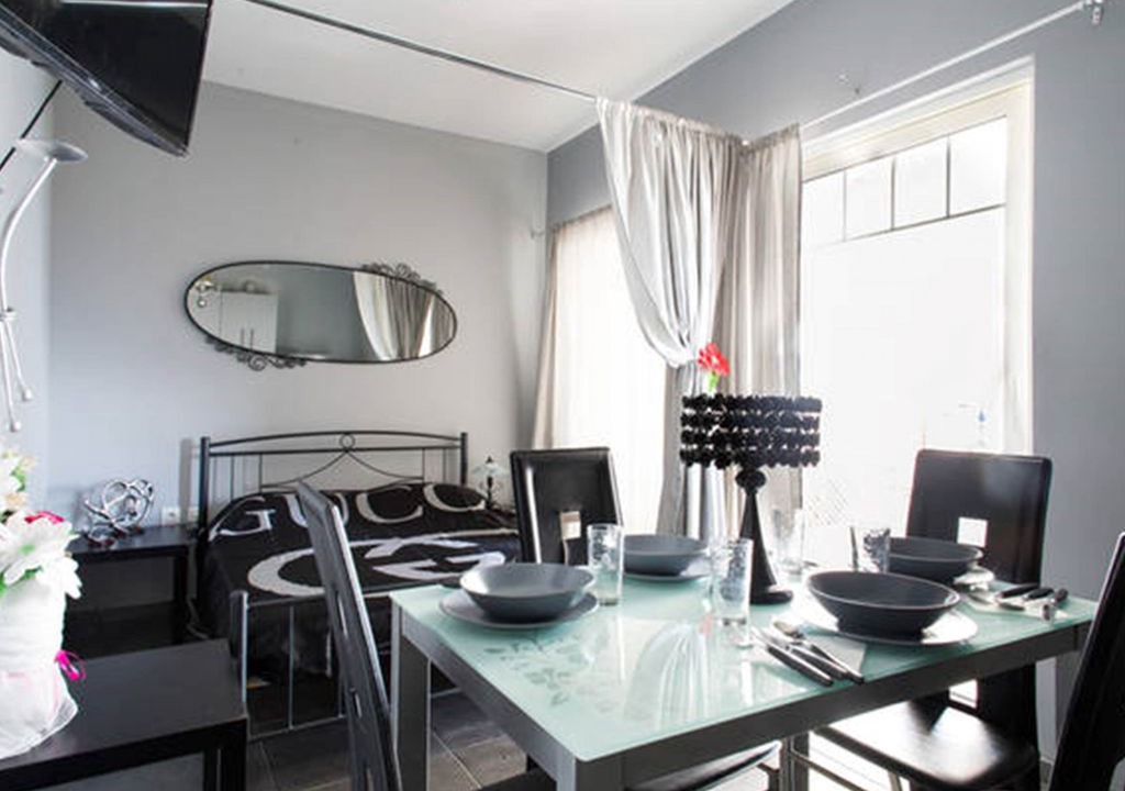 Salamis House | Wavedance Accommodation (Dias)