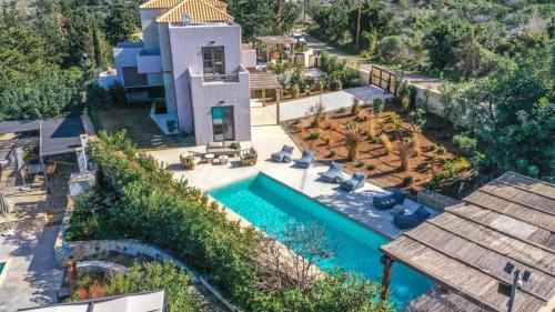 Apokoronas Apartment | WEST VILLA by CYAMES