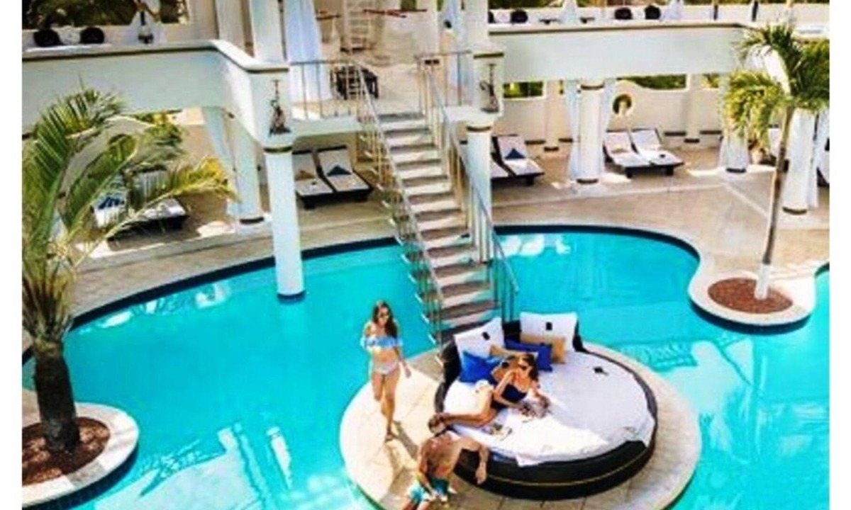 Los Maestros Apartment | Where Luxury Meets Nature