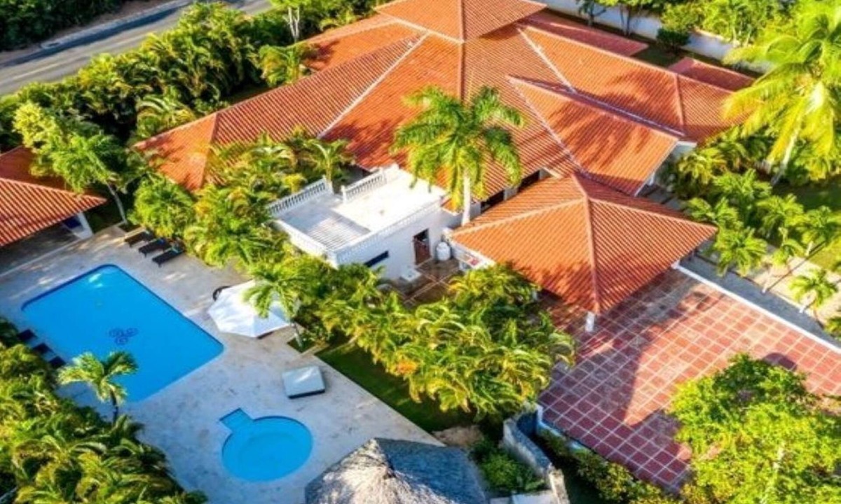 Casa de Campo Villa | Wonderful 7,000 sq. ft. villa , Pool, Heated Jacuzzi, Full Maid/Cook Service