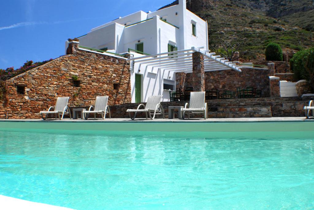 Kamares House | Xerolithia