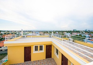 2-Bed1 Bedroom Apartment in Los Corales del Sur Near Sirena and Ole Las America.