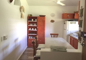 2BD family-friendly villa in quiet residence, pool, near tennis and beach