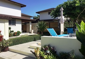 2BD family-friendly villa in quiet residence, pool, near tennis and beach