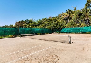 2BD guest-friendly villa in central Sosua with private pool, near beach/clubs