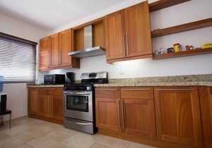 3BD 3BD top-floor condo in beachfront kids-friendly residence, near everything