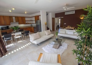 3BD 3BD top-floor condo in beachfront kids-friendly residence, near everything
