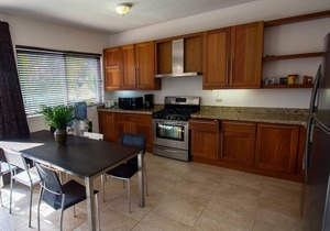 3BD 3BD top-floor condo in beachfront kids-friendly residence, near everything