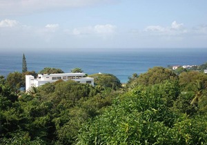 5BD villa on top of the hill with sea views, pool/Wi-Fi/cable TV/parking