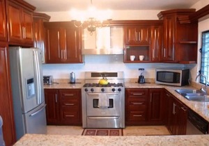 5BD villa on top of the hill, sea views, pool/Wi-Fi/cable TV/parking