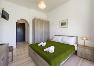 Alexandra Studio 11
