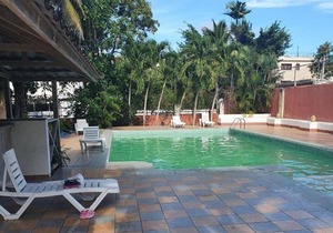 Apartamento completo con piscina a 3mts de la playa
