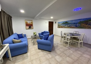 AWESOME Location- NACO * City Center* - Studio Apt