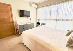 Bello apartamento en Evaristo Morales, 1 BR