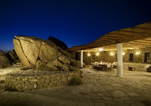 BlueVillas | Villa Grand Paradiso | Grand fun close to Super Paradise Beach