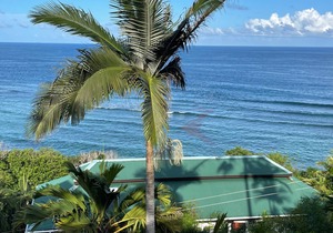Chalet BougainvillenTwo-Bedroom Villa with Ocean View