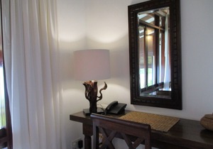 Chalet in tropical garden, unique view, very close to the beach