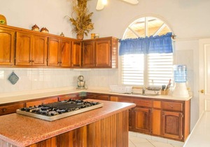 Comfortable,spacious room 2queen beds/private bath