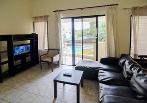 Guest-friendly apartment in central Sosua, pool/internet/cable TV/free breakfast