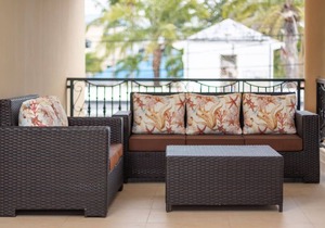 Luxurious Kickback Villa for Vacation Fun
