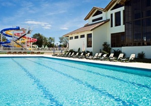 Oceanview three-bedroom luxury villa #15