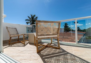 Outstanding 1 Bedroom Apartment, Garden View (A)