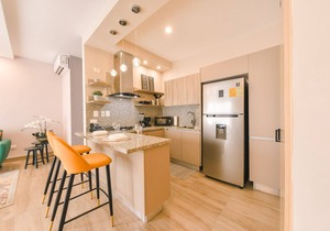 Regatta Living II with Breakfast Included! - 603