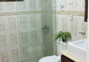Stylish 1r-1b Apt Near The Beach And Main Street
