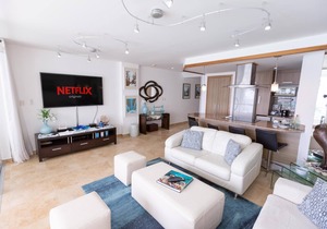 This apartment is a 2 bedroom(s), 2 bathrooms, located in Juan Dolio, San Pedro.