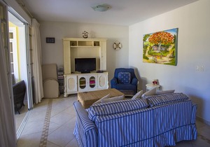 Three-bedroom apartment #52
