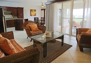 Three-bedroom apartment #84
