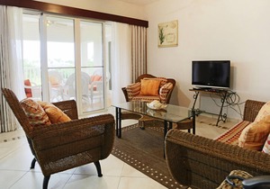 Three-bedroom apartment #84