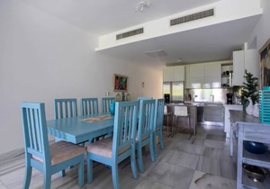 Three Bedroom Luxury Apartment at Seawinds