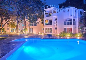 Tropical Casa Laguna