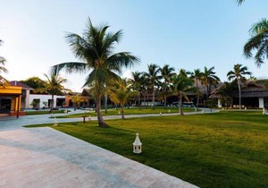 Tropical Deluxe Princess - All Inclusive
